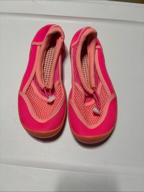 Wondernation Girls Pink Water Shoes - Lightweight Slip-On Size 13/1 - NWOT
